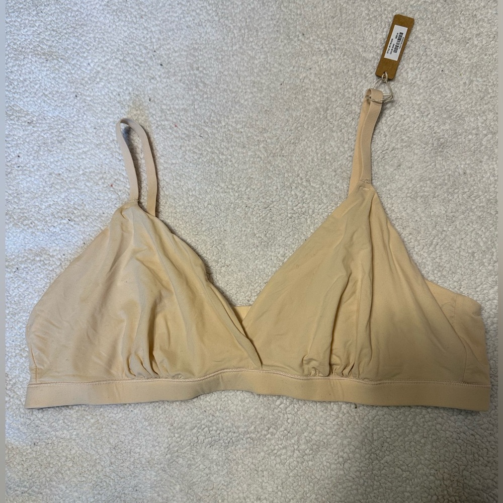 Skims Sand color crossover bralette, new with tag, Size 3x